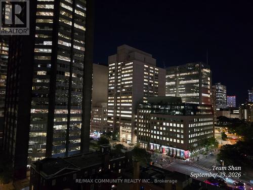 1210 - 210 Simcoe Street, Toronto, ON 
