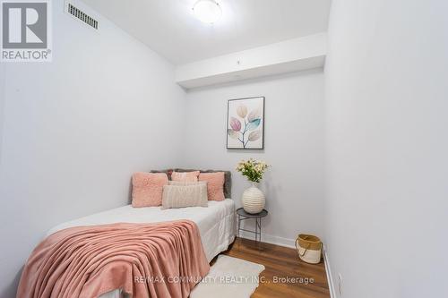 1210 - 210 Simcoe Street, Toronto, ON 