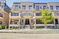 14 - 2441 GREENWICH DRIVE Oakville, ON L6M 0S3