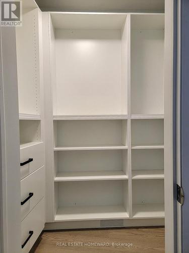 Main floor master walk in closet - 434 Victoria Park Avenue, Toronto, ON 