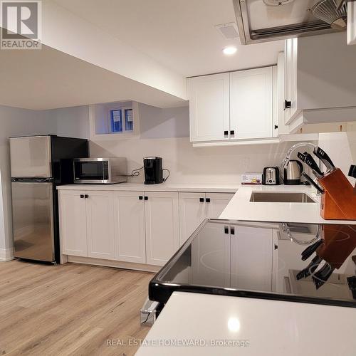 Lower level unit kitchen - 434 Victoria Park Avenue, Toronto, ON 