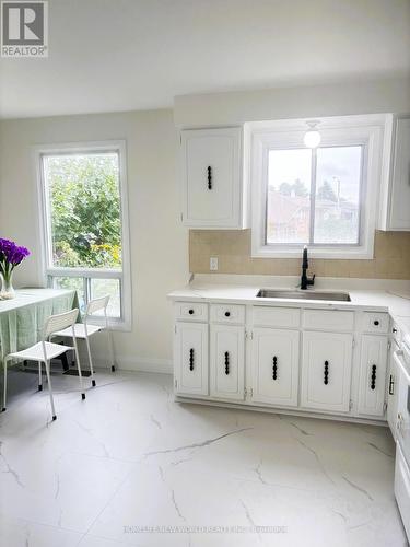 93 Corinthian Boulevard, Toronto, ON 