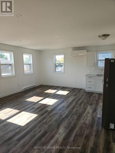 205 - 9 QUEEN STREET W , Springwater, Ontario L0L 1P0 4