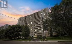 1102 - 45 SOUTHPORT STREET Toronto, ON M6S 3N5