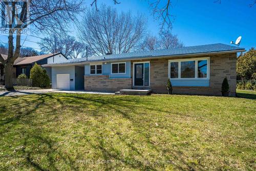 A - 1 HILL PLACE , Hamilton, Ontario L8G 2W3 2