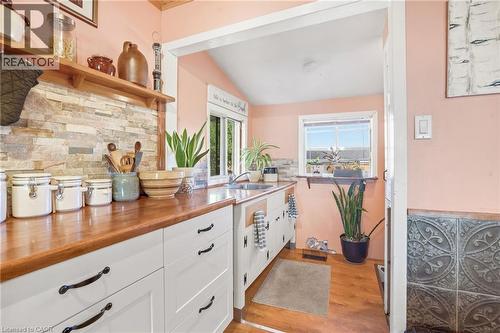 2579 Lakeshore Road, Dunnville, ON 