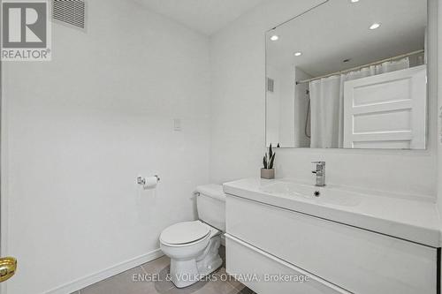 38 Rockcliffe Way, Ottawa, ON 