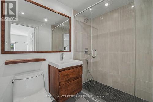 38 Rockcliffe Way, Ottawa, ON 