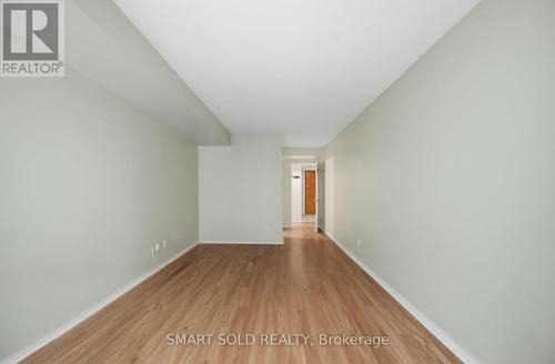 205 - 28 Hollywood Avenue, Toronto, ON 