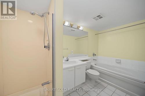 205 - 28 Hollywood Avenue, Toronto, ON 