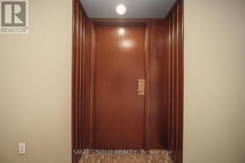 205 - 28 Hollywood Avenue, Toronto, ON 