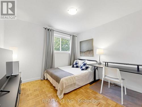 132 Harding Boulevard, Toronto, ON 