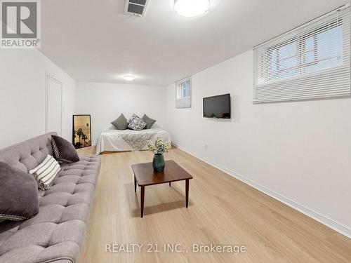 132 Harding Boulevard, Toronto, ON 