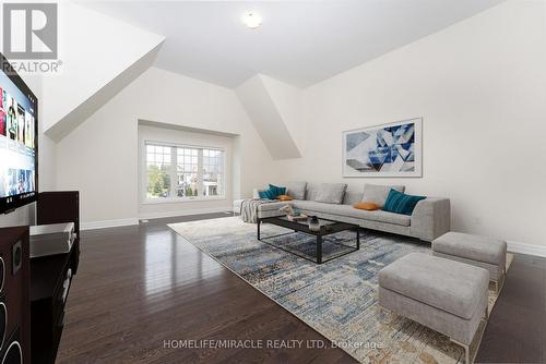7 Nicort Road, King, ON 