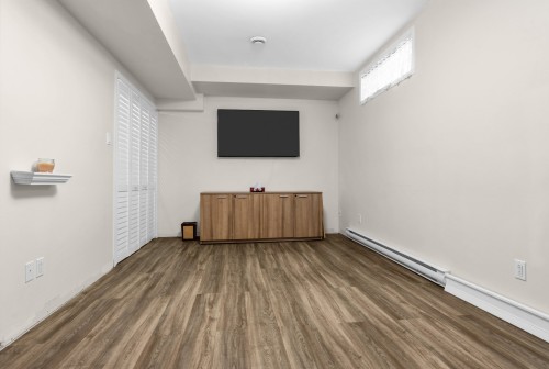 Salle familiale - 815Z Rue Raymond, Montréal (Lasalle), QC 