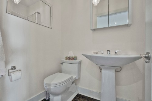 Salle d'eau - 955 Ch. St-Clare, Mont-Royal, QC 