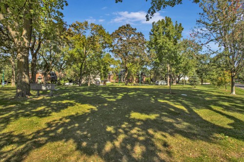 Autre - 955 Ch. St-Clare, Mont-Royal, QC 