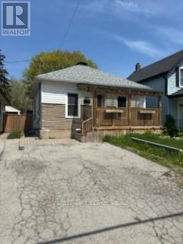 182 BLOOR STREET W  Oshawa, ON L1J 1P7