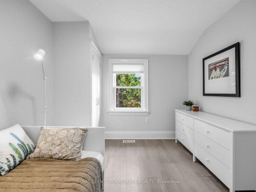 22 Montye Avenue, Toronto, ON 