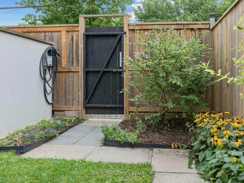 22 Montye Avenue, Toronto, ON 