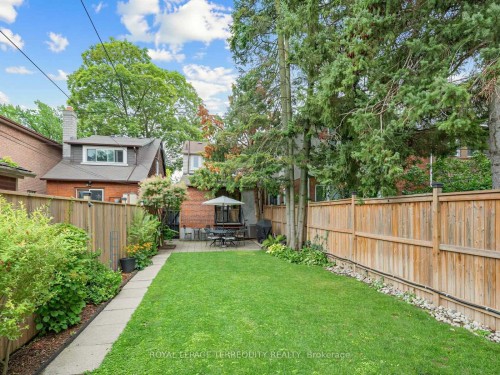 22 Montye Avenue, Toronto, ON 