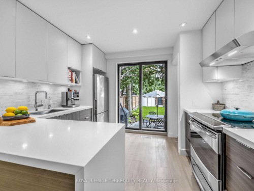 22 Montye Avenue, Toronto, ON 