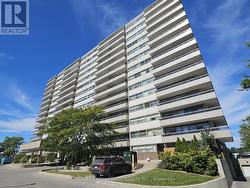 702 - 215 GLENRIDGE AVENUE St. Catharines, ON L2T 3J7