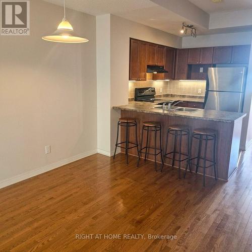 Dinning - 1046 Redtail Private, Ottawa, ON 