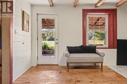 Welcoming entrance - 