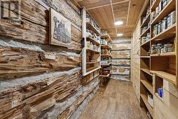 Beautiful pantry - 