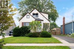 9 BRIDGE Street St. Catharines, ON L2S 2V7