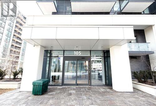 2802 - 105 ONEIDA CRESCENT , Richmond Hill, Ontario L4B 0H6 3