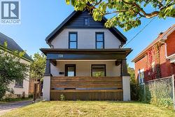 178 KENT Avenue Kitchener, ON N2G 3R3