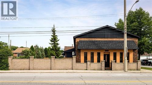 2605 SEMINOLE Unit# UNIT 2 , Windsor, Ontario N8Y 1X6 2