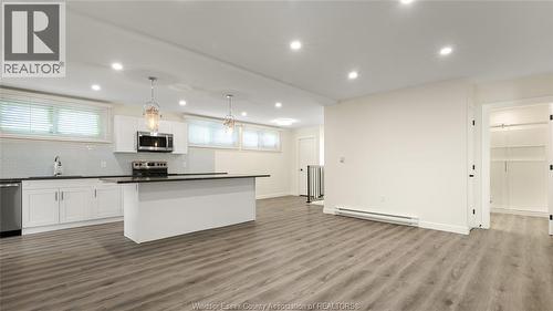 2605 SEMINOLE Unit# UNIT 2 , Windsor, Ontario N8Y 1X6 3