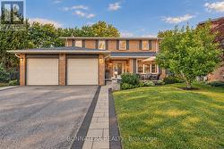 1409 HOLLY COURT Oakville, ON L6H 3H4