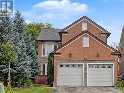 329 KINGSBRIDGE GARDEN CIRCLE Mississauga, ON L5R 1K9