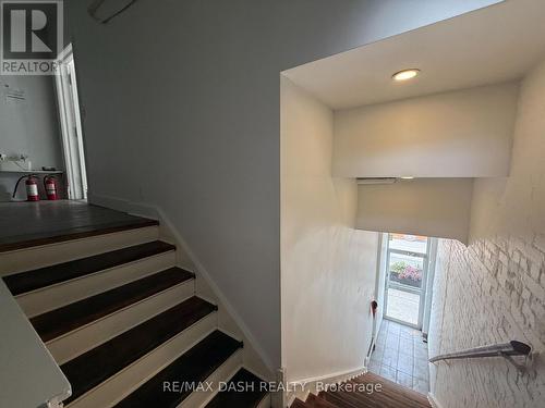 2 - 1303 BLOOR STREET W , Toronto, Ontario M6H 1P1 4