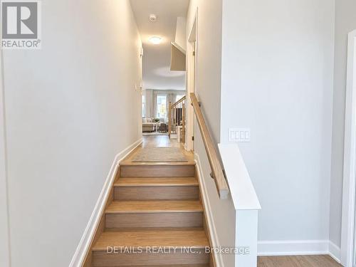 754 CASHMERE TERRACE , Ottawa, Ontario K2J 6Z6 2