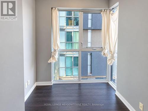 302 - 5240 DUNDAS STREET , Burlington, Ontario L7L 0J6 4