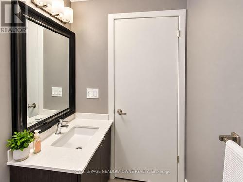 302 - 5240 DUNDAS STREET , Burlington, Ontario L7L 0J6 5