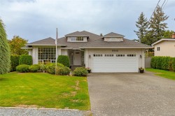 6664 Buena Vista Rd Central Saanich, BC V8Z 5W7