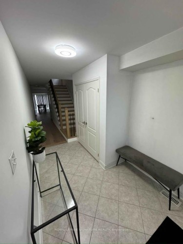 199 Lady Angela Avenue , Oshawa, ON L1H 7K4 3