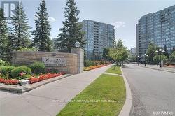 1002 - 11 TOWNSGATE DRIVE Vaughan, ON L4J 8G4