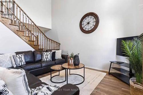 36 Zachary Place, Whitby, ON 