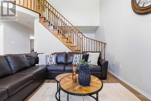 36 Zachary Place, Whitby, ON 