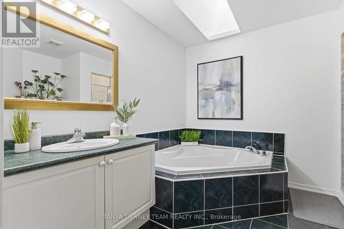 36 Zachary Place, Whitby, ON 