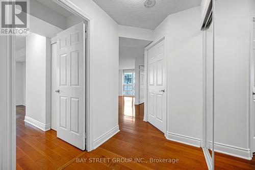 4105 - 763 Bay Street, Toronto, ON 