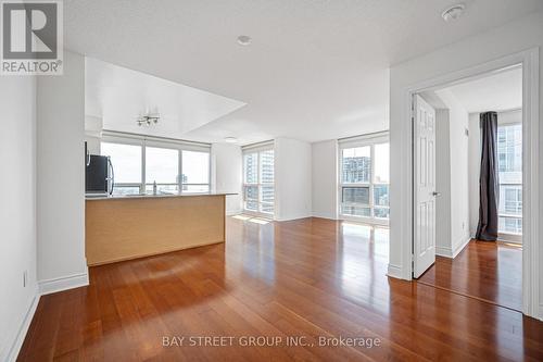 4105 - 763 Bay Street, Toronto, ON 