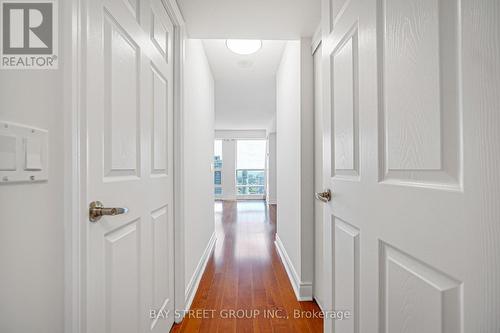 4105 - 763 Bay Street, Toronto, ON 
